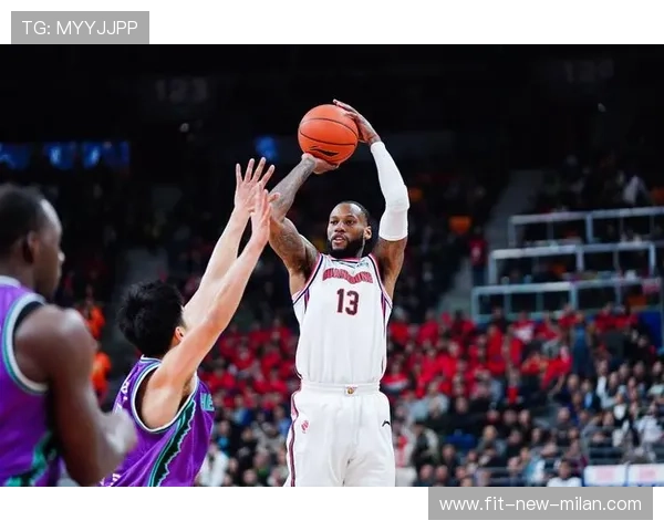 CBA颁布新规，针对广东队、新疆队，威姆斯向韩德君发起挑战，广东男篮签约威姆斯